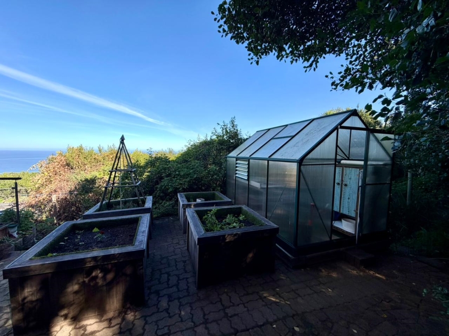 4 Bedroom Property for Sale in Constantia Kloof Western Cape